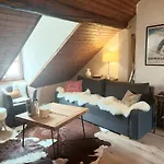 Апартаменты Super Cozy Alpine - Old Town *